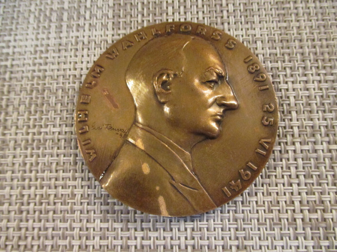 Wilhelm Wahlforss mitali 1948/Essi Renvall -48