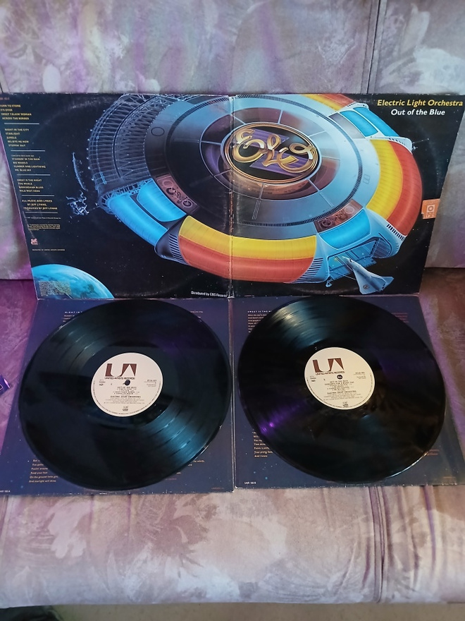 Electric Light Orchestra – Out Of The Blue LP + JULISTE