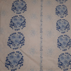 Sinivalkoinen tilkkutyökangas 100x65cm - pikkukuva 1