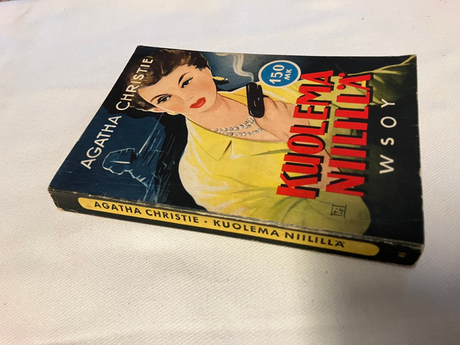RIKSIN SARJA 85 AGATHA CHRISTIE KUOLEMA NIILILLÄ HYVÄ