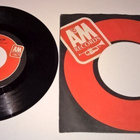 L.T.D NOW/KICKIN´ BACK 2382-S 7" SINGLE - pikkukuva 2