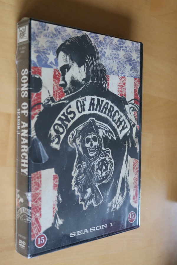 DVD Sons of Anarchy kausi 1 ( 2008 uusi )