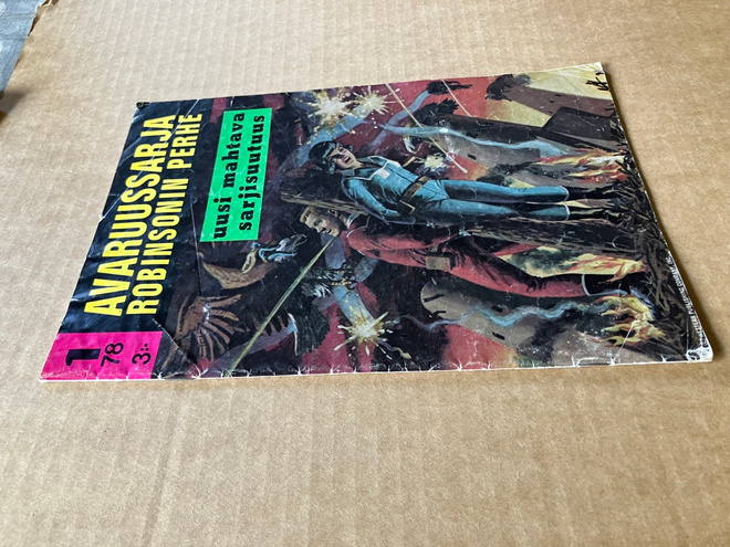 AVARUUSSARJA ROBINSONIN PERHE 1/1978