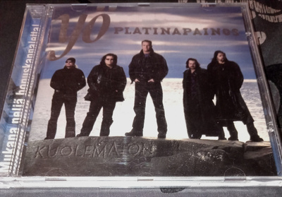 CD YÖ Kuolematon Platinapainos