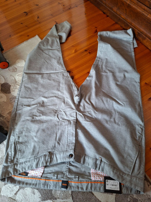 Hugo Boss housut 50/32