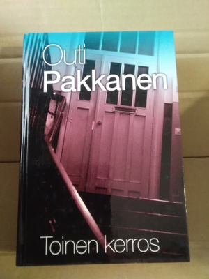 Outi Pakkanen: Toinen kerros