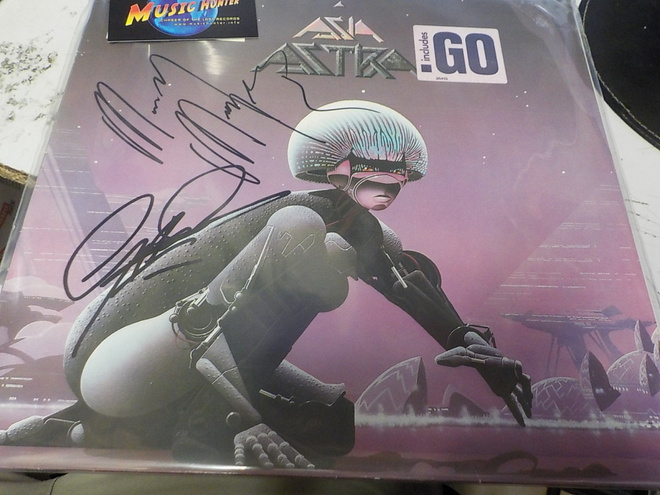 ASIA - ASTRA LP KAHDELLA NIMMARILLA
