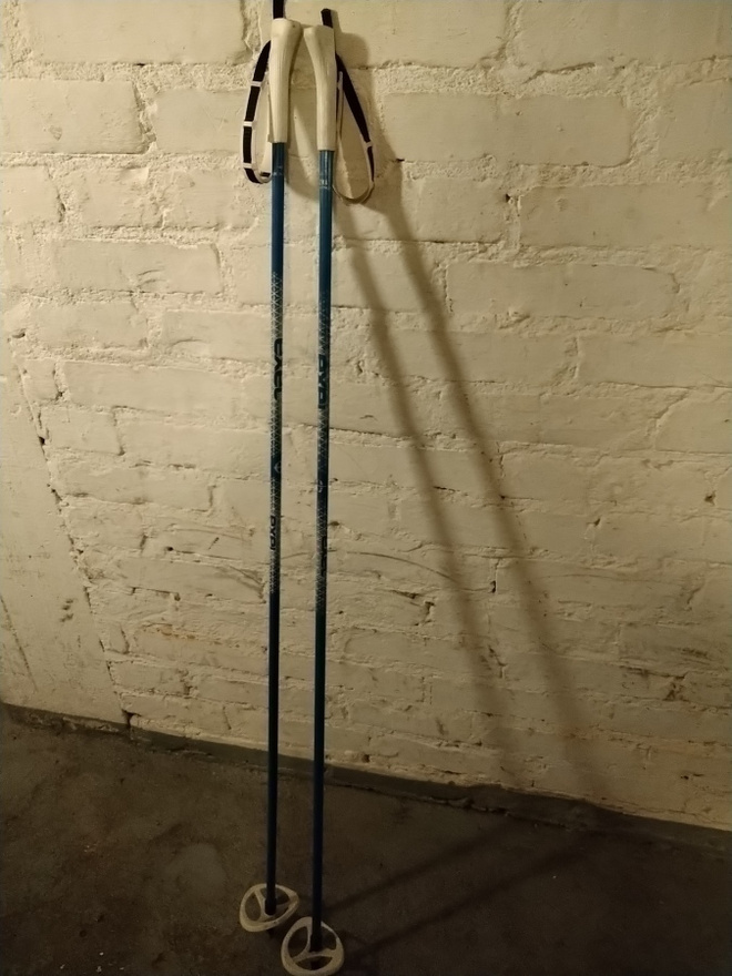 EXEL Sauvat hiihto 140cm.