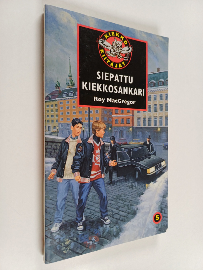 Roy MacGregor : Siepattu kiekkosankari