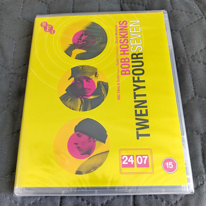 TwentyFourSeven - työtä vuorotta Blu-Ray **muoveissa**