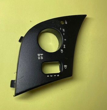 VALOKATKAISIMEN PANELI MERCEDES W168