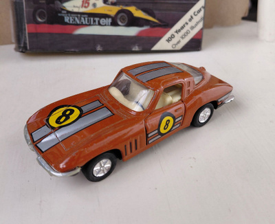 Chevrolet Corvette -eightball- Sunny Side