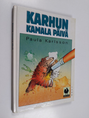 Paula Karlsson : Karhun kamala päivä