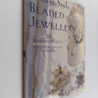 Deborah Schneebeli-Morrell : Vintage-style beaded jewelle... - pikkukuva 1