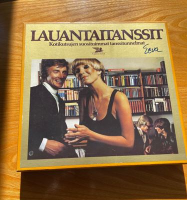 Launtaitanssit 8 lp:n kansio
