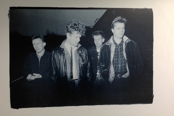 GOOD EVENING MANCHESTER :: LEARNING TO SING::VINYYLI LP 1988 - kuva 6