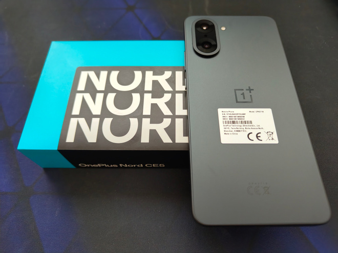 OnePlus Nord CE5 - Kuin Uusi -