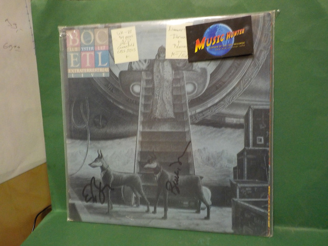 BLUE OYSTER CULT - EXTRATERRESTRIAL... M-/EX 2LP + 2NIMMARIT