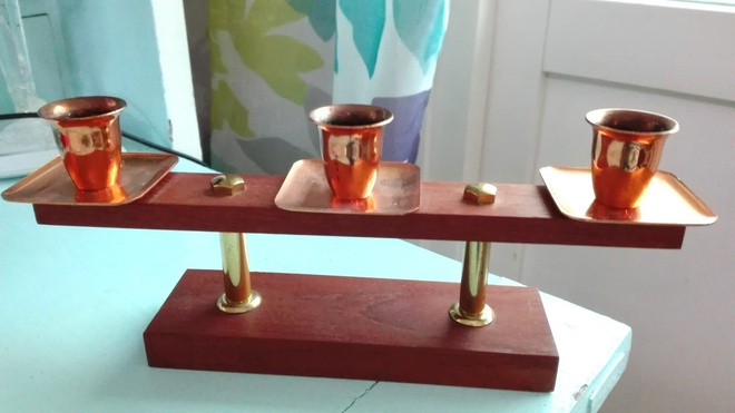 KAUNIS SUOMALAINEN KUPARI / TEAK KYNTTELIKKÖ