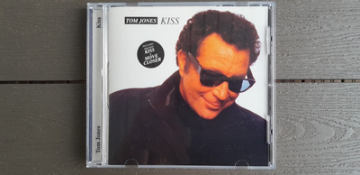 CD: Tom Jones - Kiss (1996)