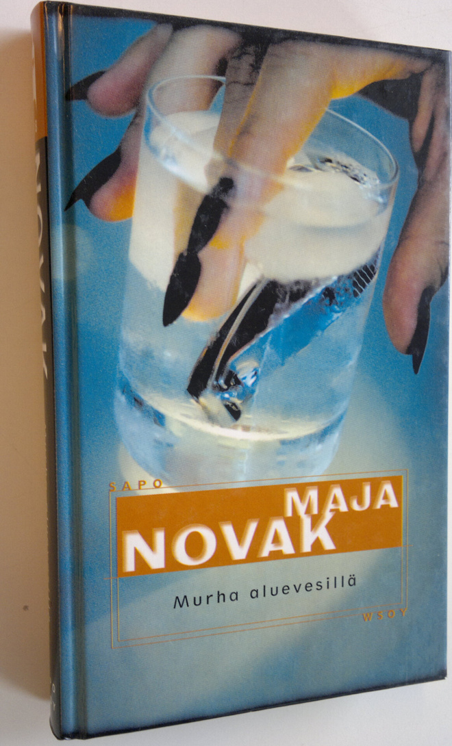 Maja Novak : Murha aluevesillä