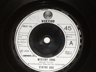 7" STATUS QUO - Mystery Song - single 1976 hard rock EX