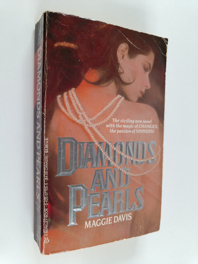Maggie Davis : Diamonds and Pearls