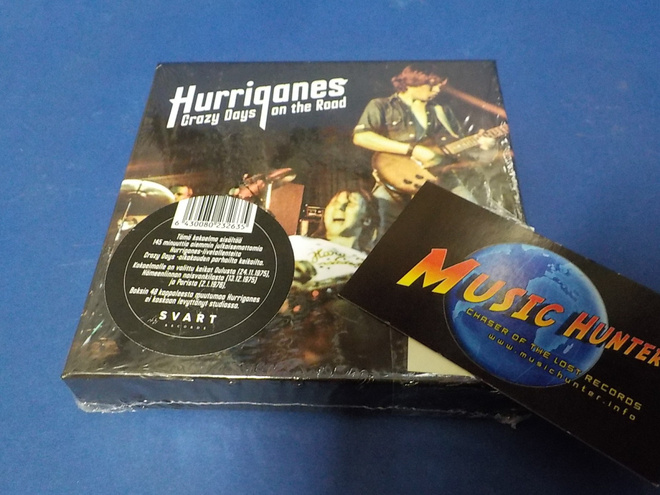 HURRIGANES - CRAZY DAYS ON THE ROAD UUSI 2CD BOKSI