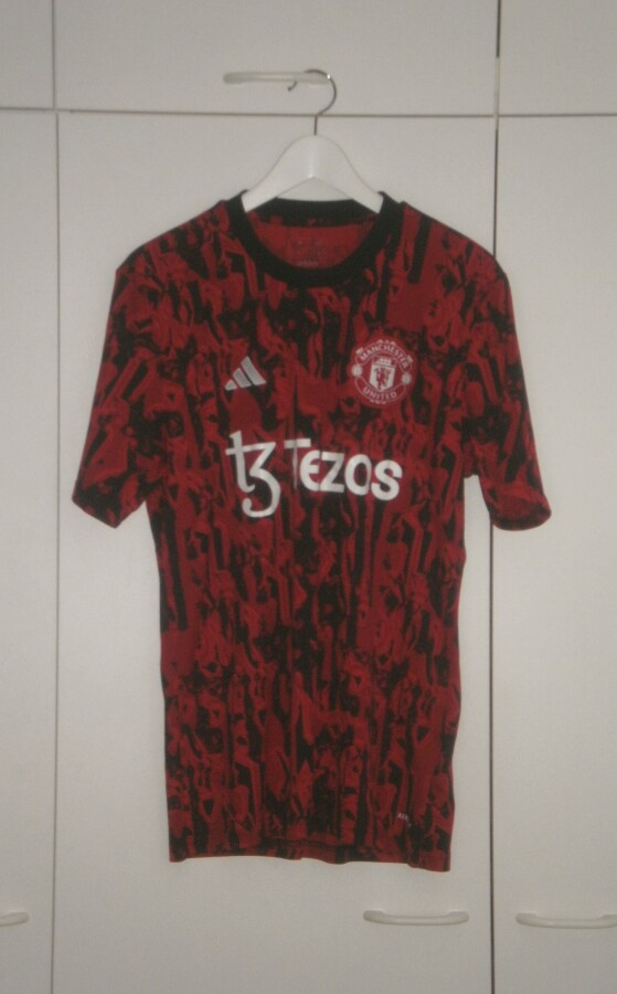 Manchester United prematch paita koko M