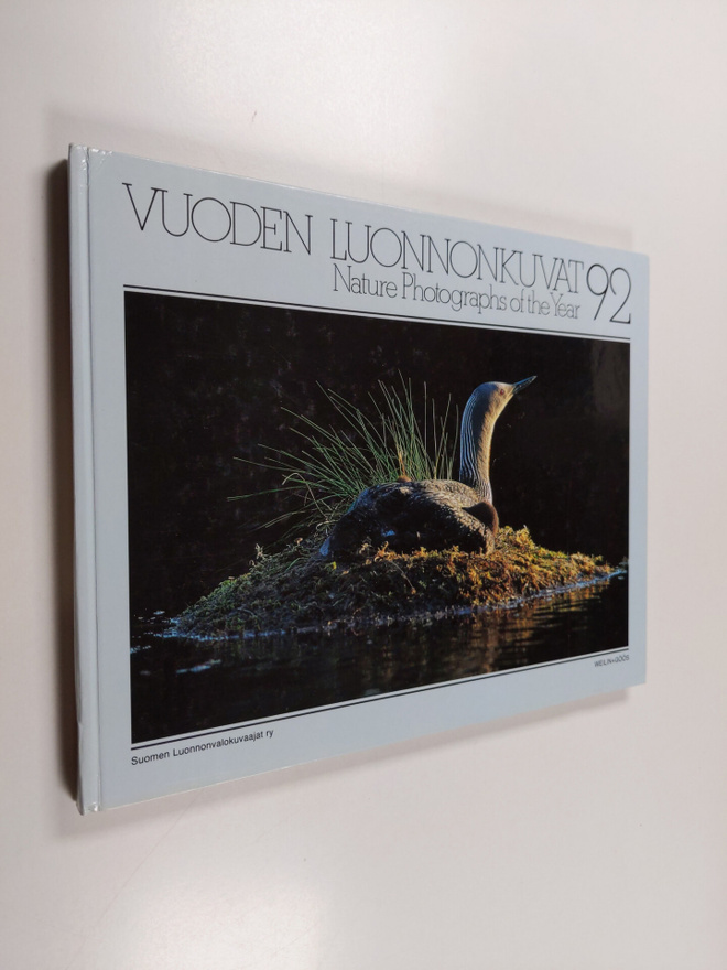 Vuoden luonnonkuvat 92 = Nature photographs of the year