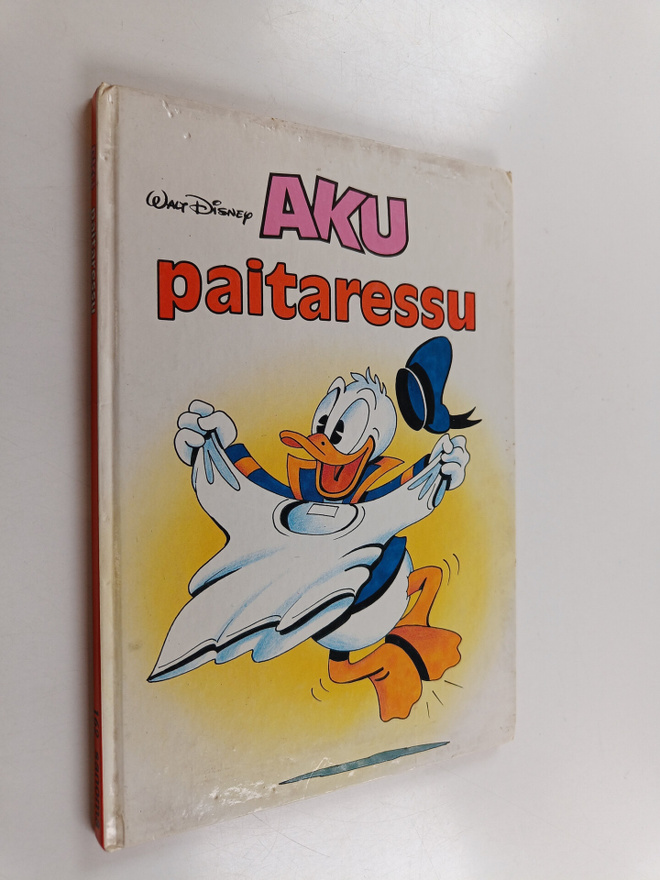 Walt Disney : Aku paitaressu : Disneyn satulukemisto
