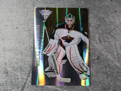 Niklas Bäckström 2013-14 Titanium Jersey Number /32