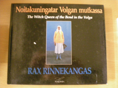 Rax Rinnekangas: Noitakuningatar  Volgan mutkassa