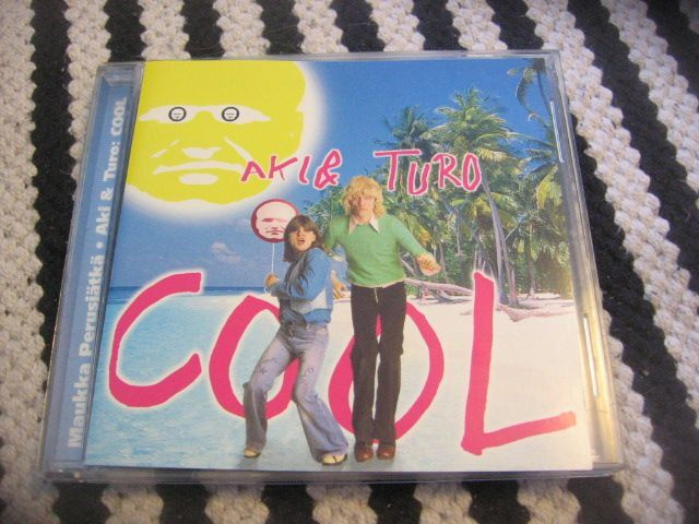Maukka Perusjätkä & Aki & Turo - Cool
