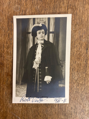 NÄYTTELIJÄ RISTO...?, SIGNEERATTU VALOKUVA, 1941