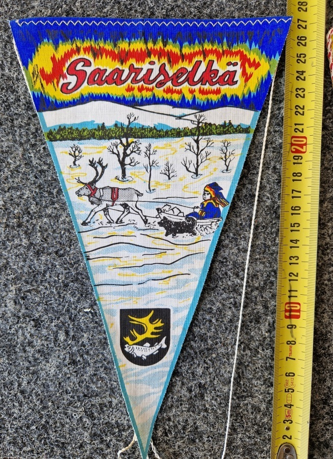 Saariselkä iso vintage matkailuviiri