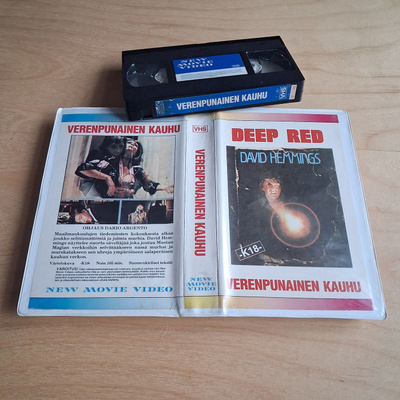 Verenpunainen kauhu VHS