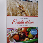 Sari Niemi : Eväitä arkeen : runoja - pikkukuva 1