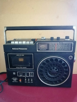 National Panasonic 5310 radiokasettisoitin
