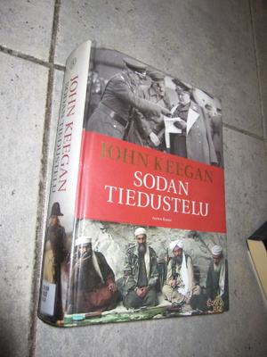 JOHN KEEGAN - sodan tiedustelu ( 1,p v 2007