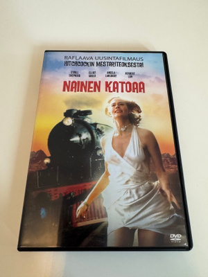 Nainen katoaa