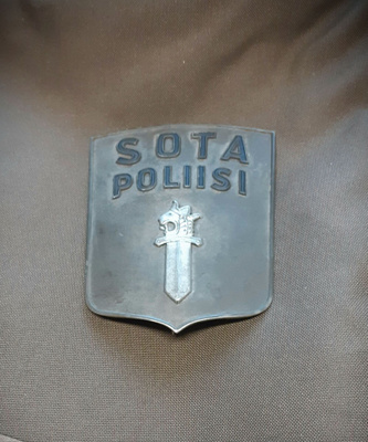 Sotapoliisin merkki m/1944
