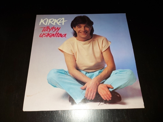 KIRKA - TÄYTYY USKALTAA ( LP . VINYYLI )