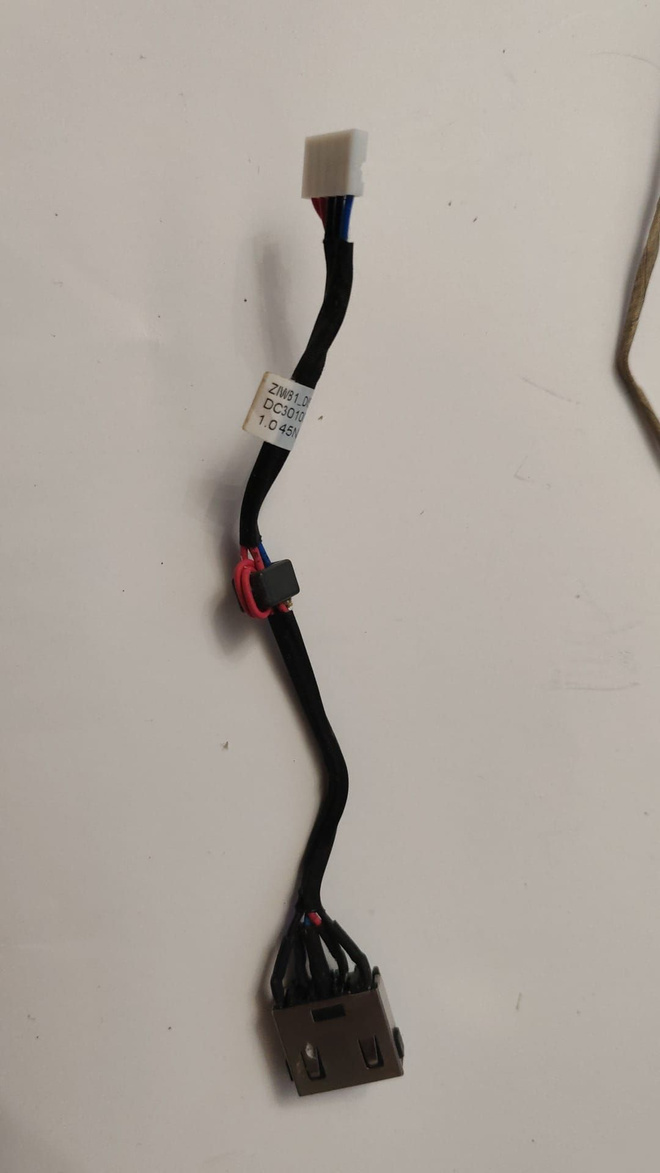Virtaliitin kaapelilla Lenovo B40-30 B50-30 B50-45 B50-70