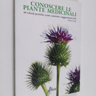 Andrea Lugli : Conoscere le piante medicinali. 40 schede ... - pikkukuva 1