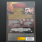 DVD: Sivulliset Uhrit (Arnold Schwarzenegger 2002) - pikkukuva 2