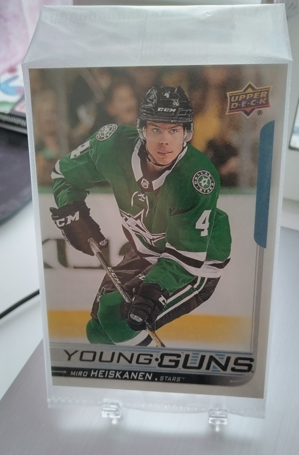 2018-19 Upper Deck Miro Heiskanen Young Guns Jumbo #246