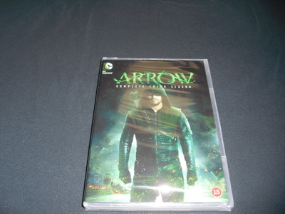 ARROW (3-kausi) UUSI***