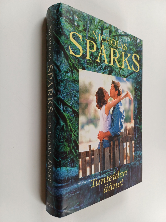 Nicholas Sparks : Tunteiden äänet