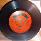 7" single Muksut : Liisankadulla ( SIS POSTIKULU ) - pikkukuva 1